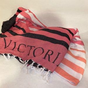 VICTORIAS SECRET BEACH TOWEL